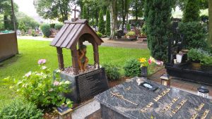 83 Kapliczka